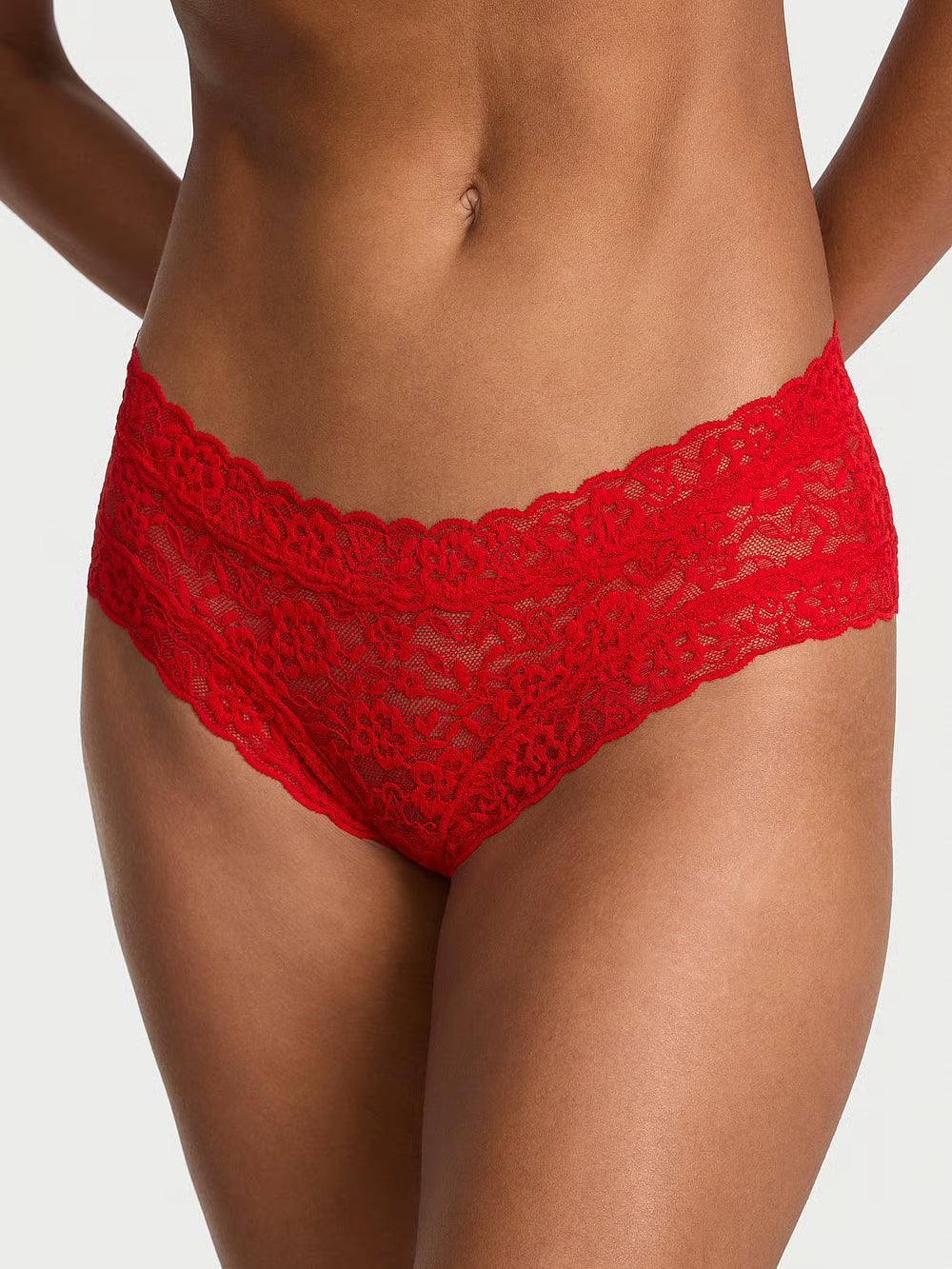 Panty cheeky de encaje